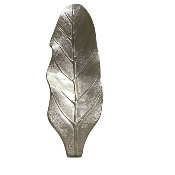 Hand-crafted Leaf Shape Decorative Silver Serving Tray - Picture 1 of 6